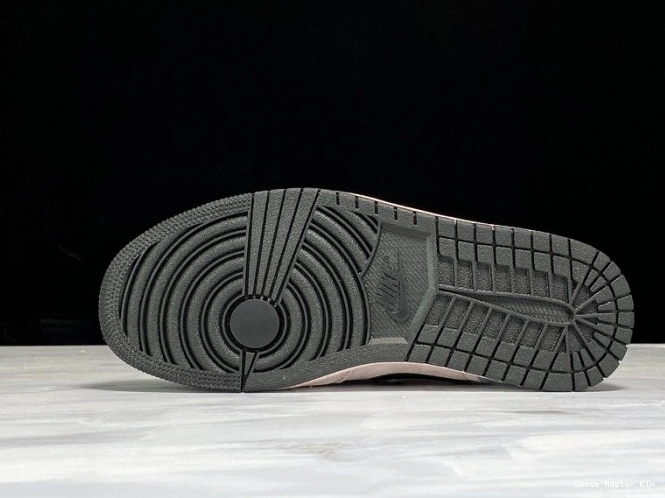 Powder Dirty Air Mid Jordan 1 Iridescent BQ6472-602 (W) 0801